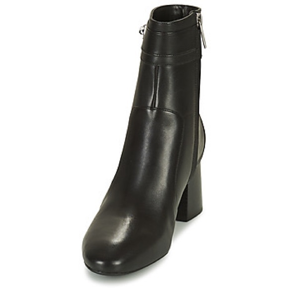 MICHAEL l KORS PADMA STRAP LEATHER BOOTIE - Picture 2 of 7
